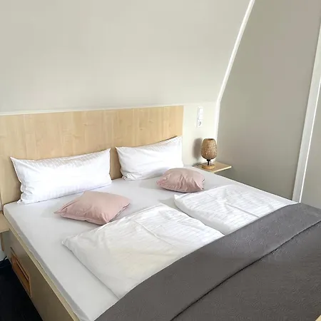 Open-water-resort Apartment Geierswalde