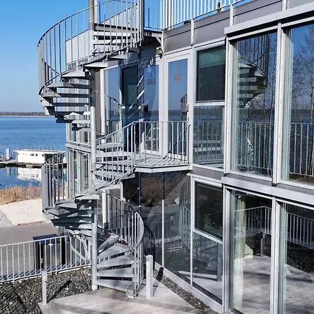 Open-water-resort جيرسفالديه