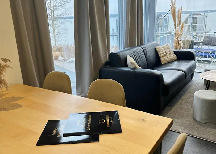 Open-water-resort شقة *